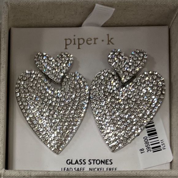 NWT 💎🩶💎 Piper K Sparkling Double Hearts Dangle Statement Earrings - Picture 5 of 16
